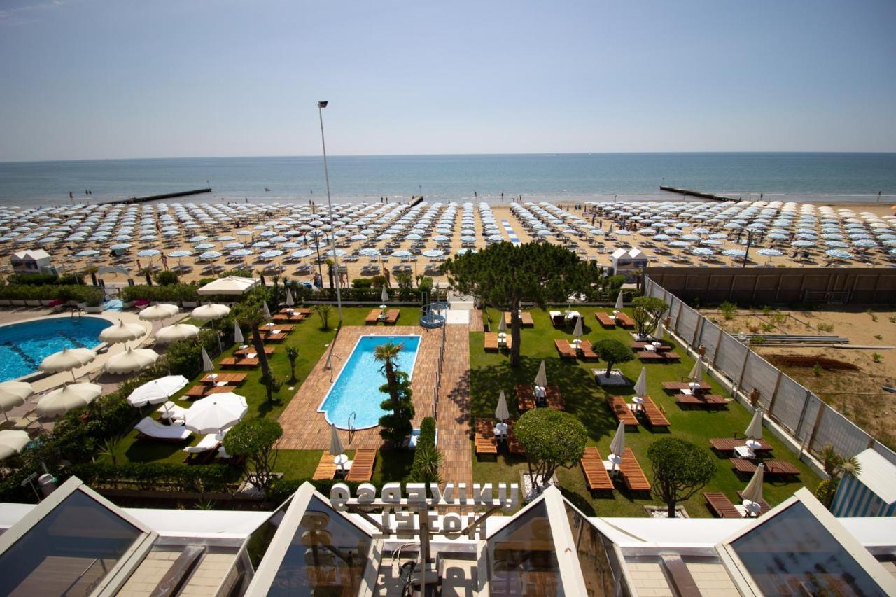 Universo Hotel